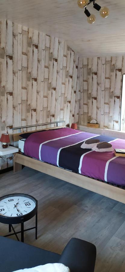 Le Valhento Bed & Breakfast บูยง ภายนอก รูปภาพ